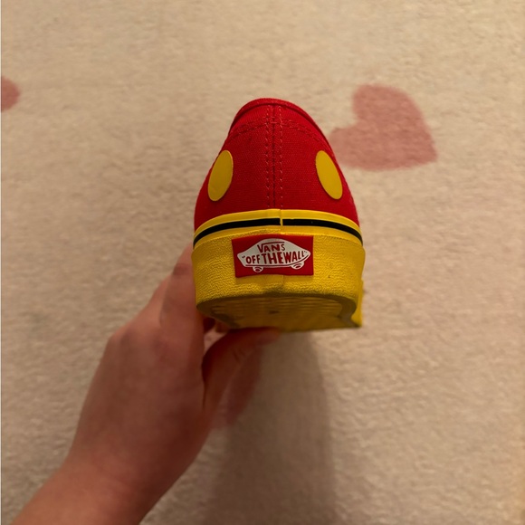 Mickey Mouse x Vans 90th Anniversary - Picture 3 of 4